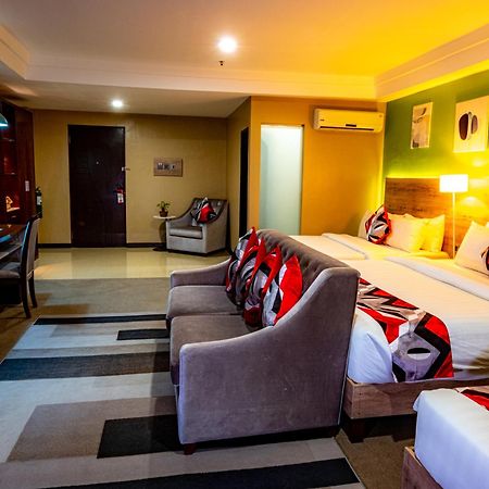 Kojo Hotels Cebu-Mandaue Buitenkant foto