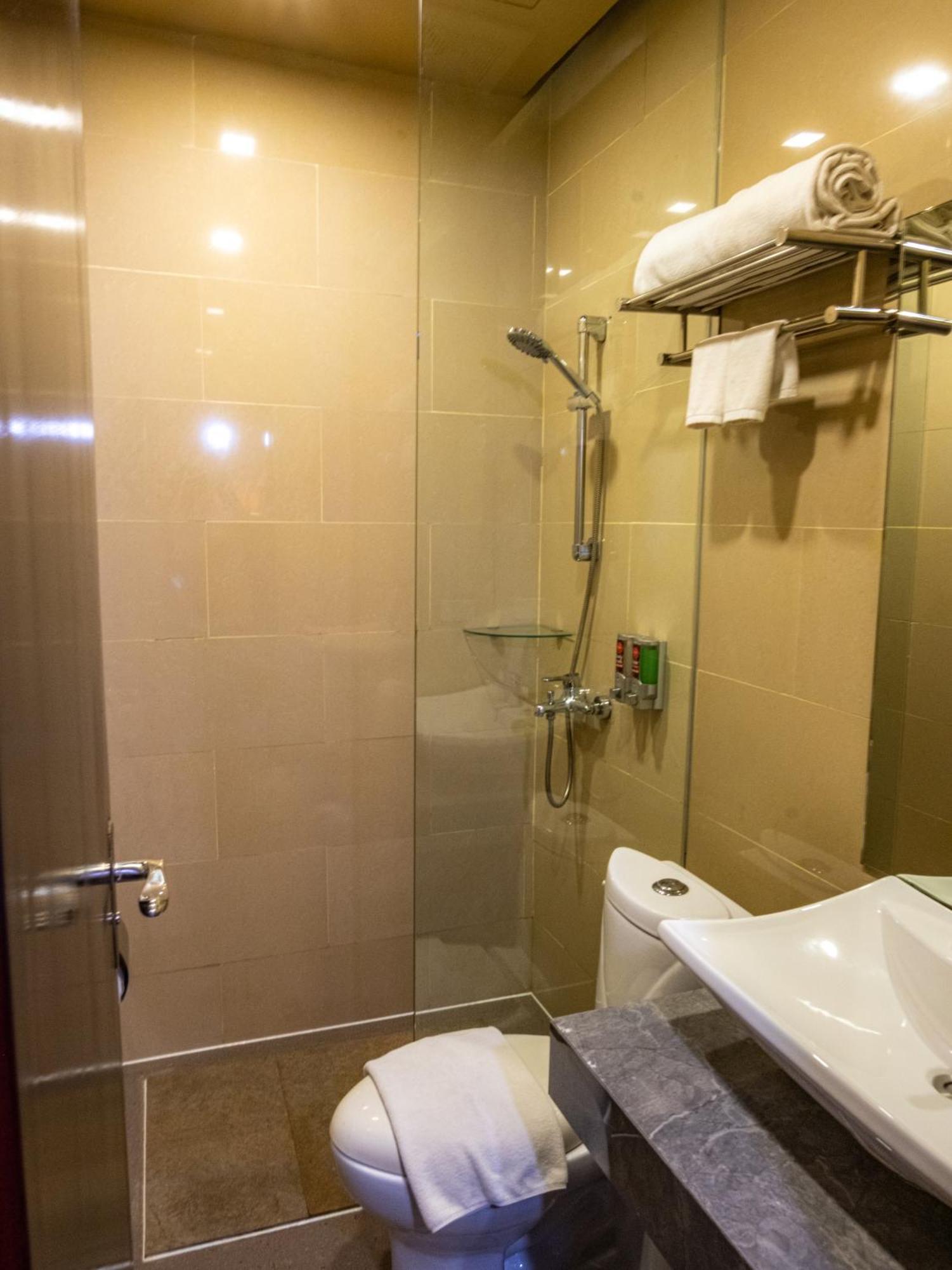 Kojo Hotels Cebu-Mandaue Buitenkant foto